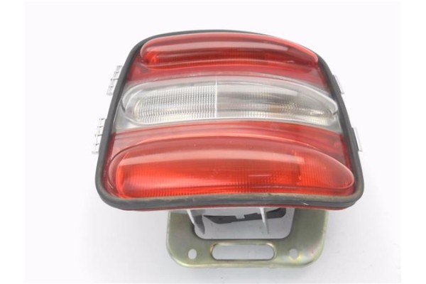 Recambio de piloto trasero derecho para fiat brava (182) 1.6 16v s referencia OEM IAM 37200748D 37200751D 