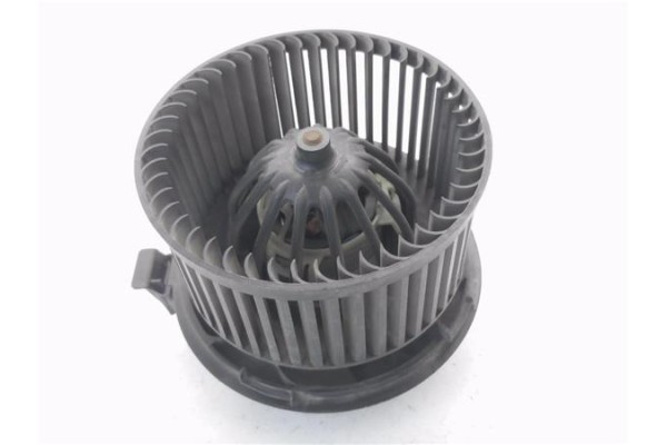 Recambio de motor calefaccion para renault clio iii 1.5 dci (br17, cr17) referencia OEM IAM 7701062226  