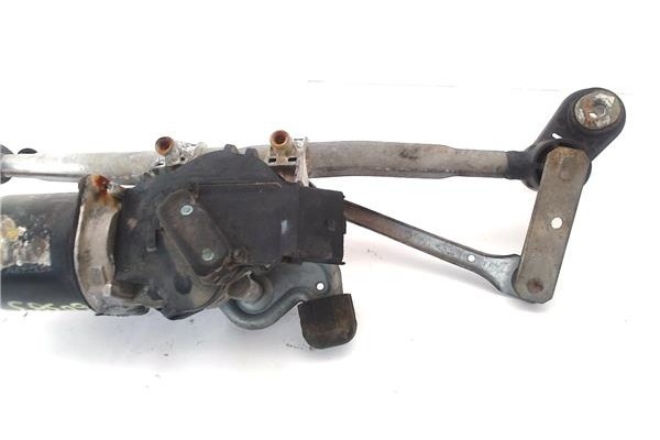 Recambio de motor limpiaparabrisas delantero para renault clio iii 1.5 dci (br17, cr17) referencia OEM IAM 8200268931  