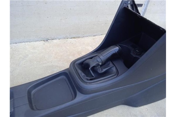 Recambio de embellecedor consola central para volkswagen polo v (6r1) 1.4 advance referencia OEM IAM   