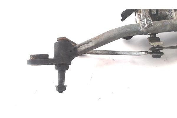 Recambio de motor limpiaparabrisas delantero para renault clio iii 1.5 dci (br17, cr17) referencia OEM IAM 8200268931  
