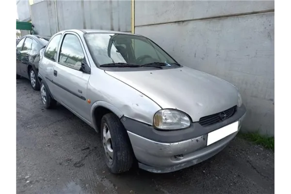 opel corsa b del año 2000