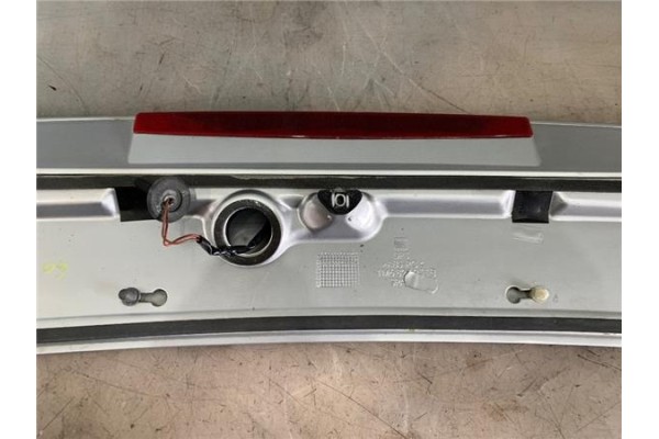 Recambio de aleron trasero para seat leon (1m1) 1.9 tdi referencia OEM IAM 1M6827933 1M6827939 