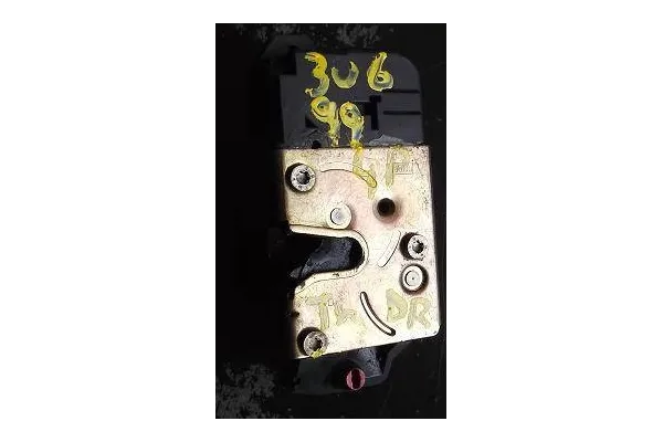Recambio de cierre electromagnetico trasero derecho para peugeot 306 (7b, n3, n5) 1.6 sr referencia OEM IAM 913856  
