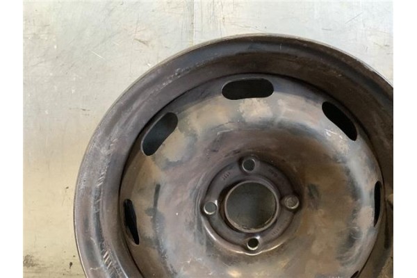 Recambio de llanta para peugeot 207 1.4 referencia OEM IAM 5401P4  