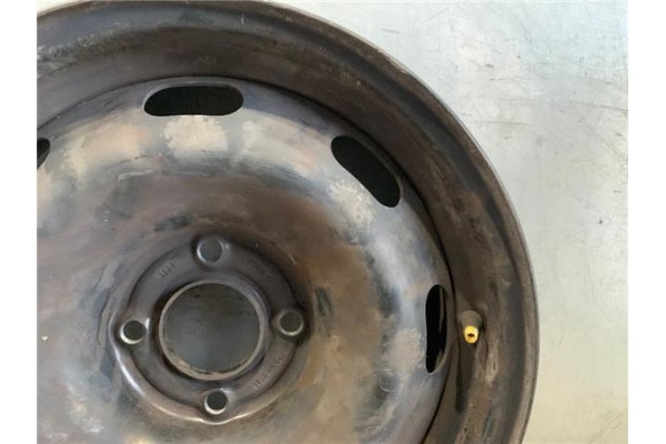 Recambio de llanta para peugeot 207 1.4 referencia OEM IAM 5401P4  
