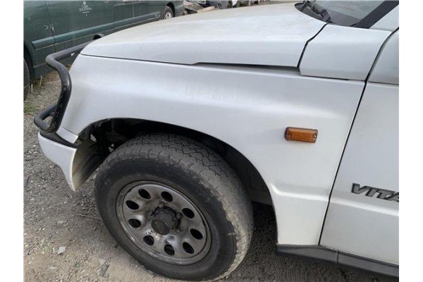 Recambio de aleta delantero izquierda para suzuki vitara (se/sf/et) 1.6 i 16v (et, ta02) referencia OEM IAM 5880060A21  