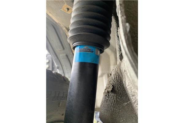 Recambio de amortiguador delantero derecho para suzuki vitara (se/sf/et) 1.6 i 16v (et, ta02) referencia OEM IAM 41601A60A00  