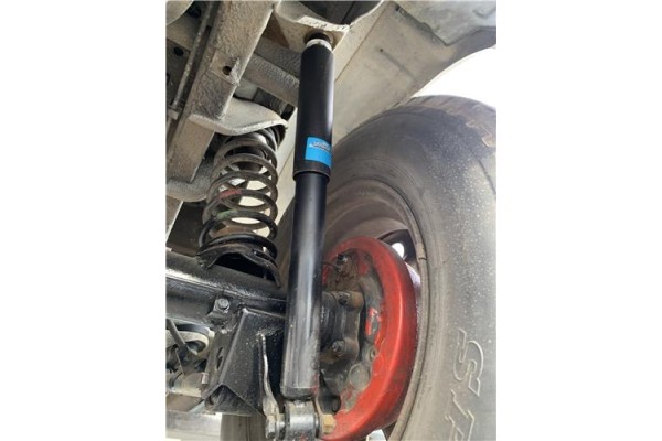 Recambio de amortiguador trasero derecho para suzuki vitara (se/sf/et) 1.6 i 16v (et, ta02) referencia OEM IAM 41700A60A01  