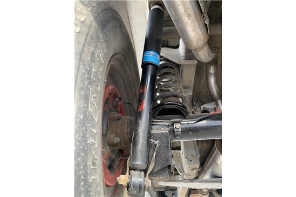 Recambio de amortiguador trasero izquierdo para suzuki vitara (se/sf/et) 1.6 i 16v (et, ta02) referencia OEM IAM 41700A60A01  