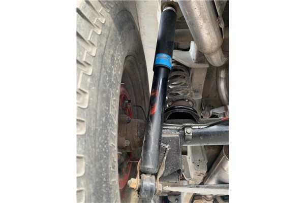 Recambio de amortiguador trasero izquierdo para suzuki vitara (se/sf/et) 1.6 i 16v (et, ta02) referencia OEM IAM 41700A60A01  