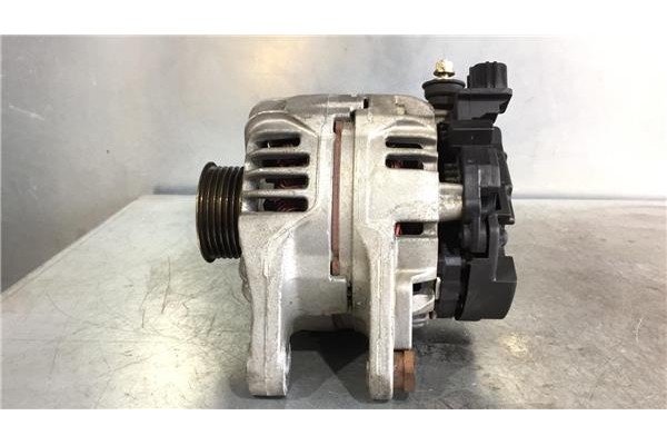 Recambio de alternador para toyota avensis berlina (t 22)(1998) 1.6 vvt-i referencia OEM IAM 270600D030B 0124315024 