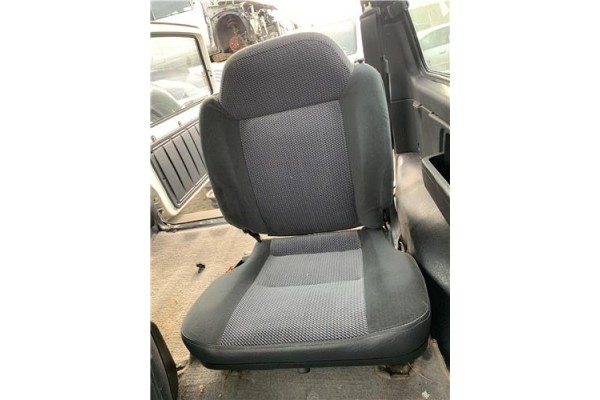 Recambio de asientos trasero izquierdo para suzuki vitara (se/sf/et) 1.6 i 16v (et, ta02) referencia OEM IAM 87002D60A10  