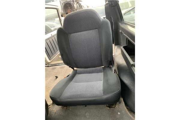 Recambio de asientos trasero izquierdo para suzuki vitara (se/sf/et) 1.6 i 16v (et, ta02) referencia OEM IAM 87002D60A10  