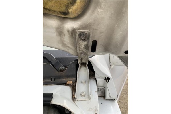 Recambio de bisagra capo izquierda para suzuki vitara (se/sf/et) 1.6 i 16v (et, ta02) referencia OEM IAM 5841060A10  