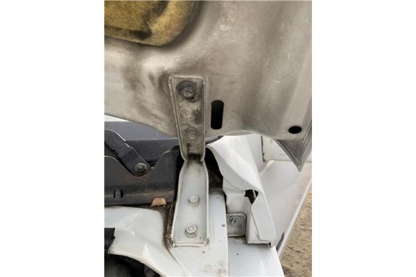 Recambio de bisagra capo izquierda para suzuki vitara (se/sf/et) 1.6 i 16v (et, ta02) referencia OEM IAM 5841060A10  