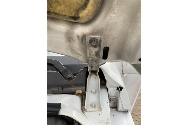 Recambio de bisagra capo izquierda para suzuki vitara (se/sf/et) 1.6 i 16v (et, ta02) referencia OEM IAM 5841060A10  