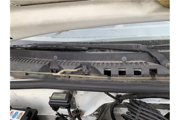 Recambio de brazo limpiaparabrisas delantero derecho para suzuki vitara (se/sf/et) 1.6 i 16v (et, ta02) referencia OEM IAM 38310