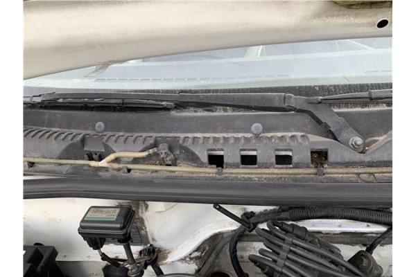 Recambio de brazo limpiaparabrisas delantero derecho para suzuki vitara (se/sf/et) 1.6 i 16v (et, ta02) referencia OEM IAM 38310