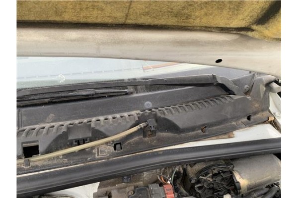 Recambio de brazo limpiaparabrisas delantero izquierdo para suzuki vitara (se/sf/et) 1.6 i 16v (et, ta02) referencia OEM IAM 383