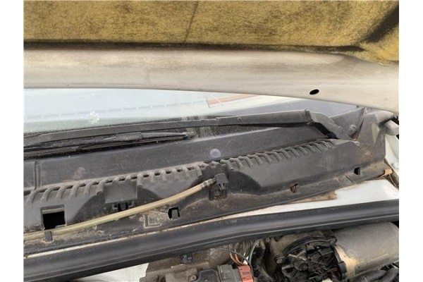 Recambio de brazo limpiaparabrisas delantero izquierdo para suzuki vitara (se/sf/et) 1.6 i 16v (et, ta02) referencia OEM IAM 383