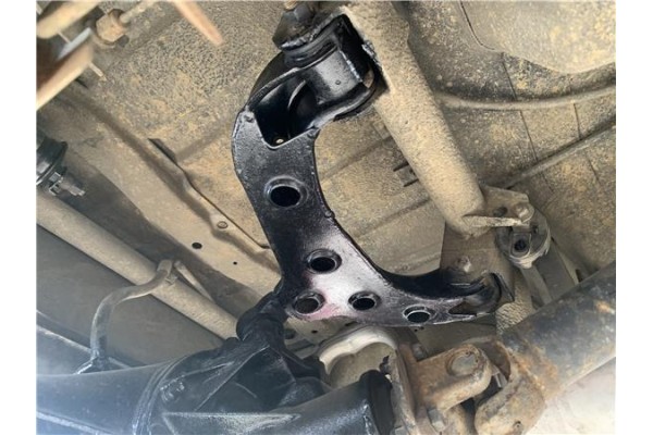 Recambio de brazo superior derecho suspension trasero para suzuki vitara (se/sf/et) 1.6 i 16v (et, ta02) referencia OEM IAM 4620