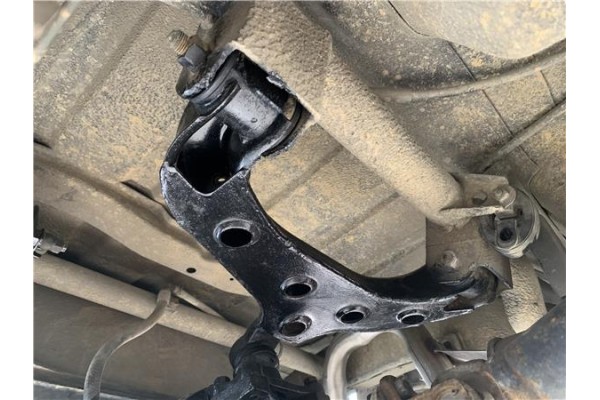 Recambio de brazo superior derecho suspension trasero para suzuki vitara (se/sf/et) 1.6 i 16v (et, ta02) referencia OEM IAM 4620
