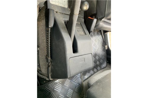 Recambio de consola para suzuki vitara (se/sf/et) 1.6 i 16v (et, ta02) referencia OEM IAM 7392160A10  