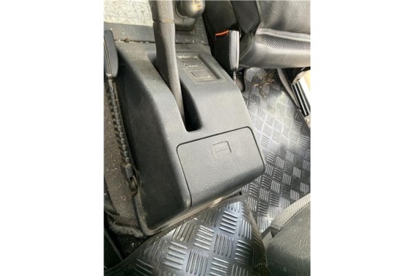 Recambio de consola para suzuki vitara (se/sf/et) 1.6 i 16v (et, ta02) referencia OEM IAM 7392160A10  