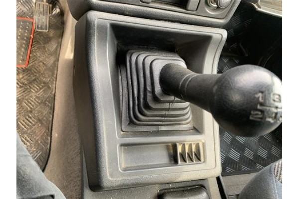 Recambio de consola para suzuki vitara (se/sf/et) 1.6 i 16v (et, ta02) referencia OEM IAM 7391160A30  