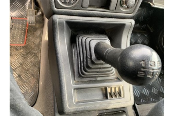 Recambio de consola para suzuki vitara (se/sf/et) 1.6 i 16v (et, ta02) referencia OEM IAM 7391160A30  