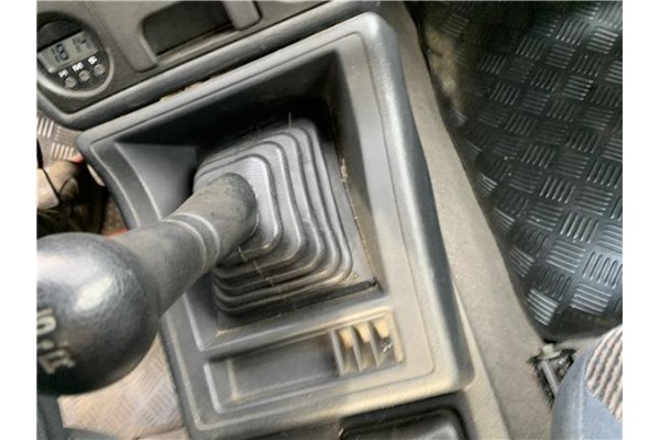 Recambio de consola para suzuki vitara (se/sf/et) 1.6 i 16v (et, ta02) referencia OEM IAM 7391160A30  