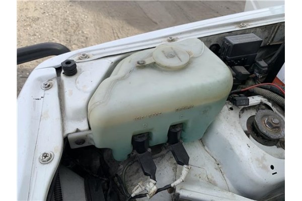 Recambio de deposito limpiaparabrisas para suzuki vitara (se/sf/et) 1.6 i 16v (et, ta02) referencia OEM IAM 38450A61A00  
