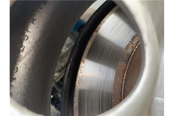 Recambio de disco freno delantero para suzuki vitara (se/sf/et) 1.6 i 16v (et, ta02) referencia OEM IAM 5521160A00  