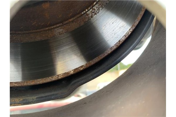 Recambio de disco freno delantero para suzuki vitara (se/sf/et) 1.6 i 16v (et, ta02) referencia OEM IAM 5521160A00  