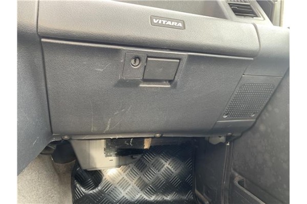 Recambio de guantera salpicadero para suzuki vitara (se/sf/et) 1.6 i 16v (et, ta02) referencia OEM IAM 7341160A00  