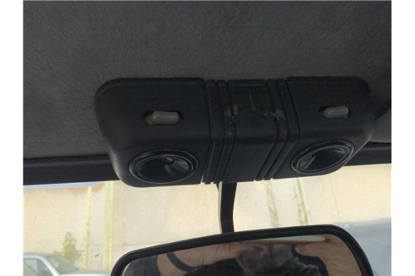 Recambio de luz delantero central techo para suzuki vitara (se/sf/et) 1.6 i 16v (et, ta02) referencia OEM IAM 3623060A20  