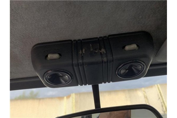 Recambio de luz delantero central techo para suzuki vitara (se/sf/et) 1.6 i 16v (et, ta02) referencia OEM IAM 3623060A20  