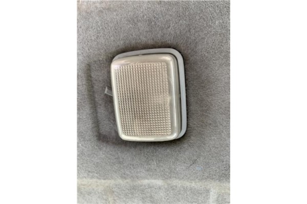 Recambio de luz trasero central techo para suzuki vitara (se/sf/et) 1.6 i 16v (et, ta02) referencia OEM IAM 36210A60A10  