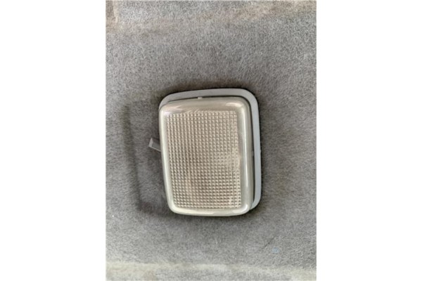 Recambio de luz trasero central techo para suzuki vitara (se/sf/et) 1.6 i 16v (et, ta02) referencia OEM IAM 36210A60A10  