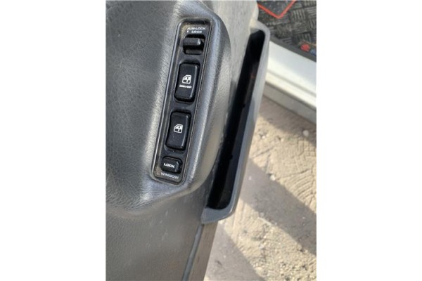 Recambio de mando elevalunas delantero izquierdo para suzuki vitara (se/sf/et) 1.6 i 16v (et, ta02) referencia OEM IAM 3799060A0