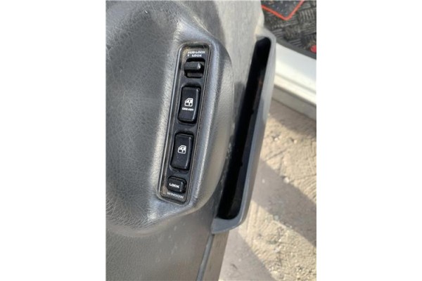 Recambio de mando elevalunas delantero izquierdo para suzuki vitara (se/sf/et) 1.6 i 16v (et, ta02) referencia OEM IAM 3799060A0