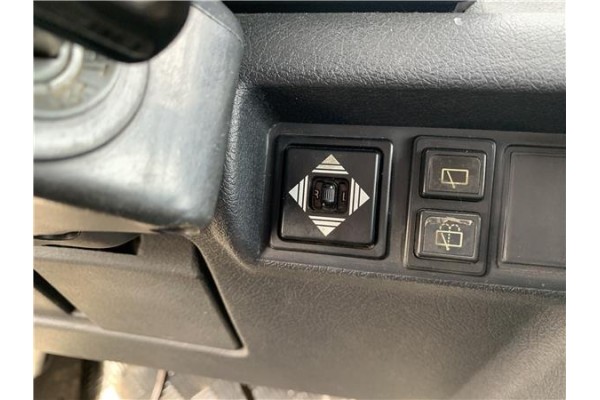 Recambio de mando retrovisor electrico para suzuki vitara (se/sf/et) 1.6 i 16v (et, ta02) referencia OEM IAM 3795060A00  