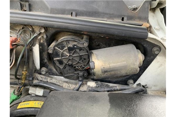 Recambio de motor limpiaparabrisas delantero para suzuki vitara (se/sf/et) 1.6 i 16v (et, ta02) referencia OEM IAM 3811060A30  