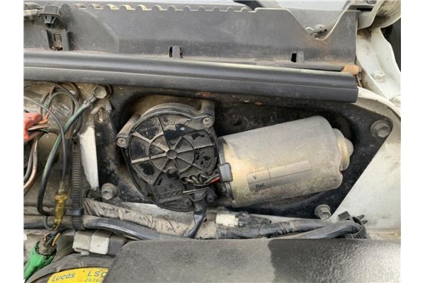 Recambio de motor limpiaparabrisas delantero para suzuki vitara (se/sf/et) 1.6 i 16v (et, ta02) referencia OEM IAM 3811060A30  