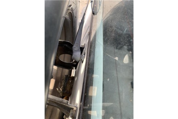 Recambio de motor limpiaparabrisas trasero para suzuki vitara (se/sf/et) 1.6 i 16v (et, ta02) referencia OEM IAM 3531100000  