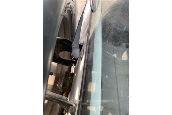 Recambio de motor limpiaparabrisas trasero para suzuki vitara (se/sf/et) 1.6 i 16v (et, ta02) referencia OEM IAM 3531100000  