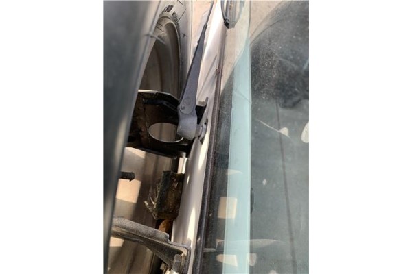 Recambio de motor limpiaparabrisas trasero para suzuki vitara (se/sf/et) 1.6 i 16v (et, ta02) referencia OEM IAM 3531100000  