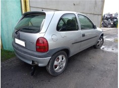 opel corsa b del año 2000