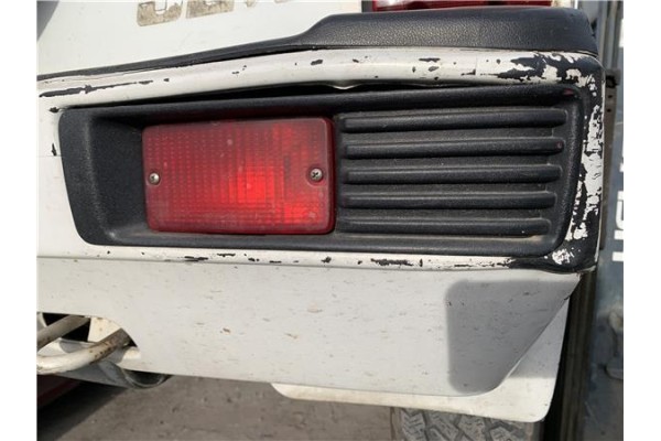 Recambio de piloto defensa trasero derecho para suzuki vitara (se/sf/et) 1.6 i 16v (et, ta02) referencia OEM IAM 36571A60A10  